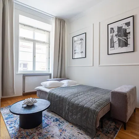 Old Town - Hall Square 公寓 塔林