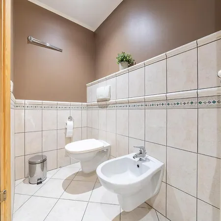 Old Town - Hall Square Apartment *