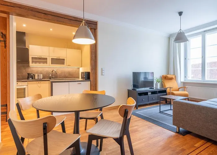 Old Town - Hall Square *